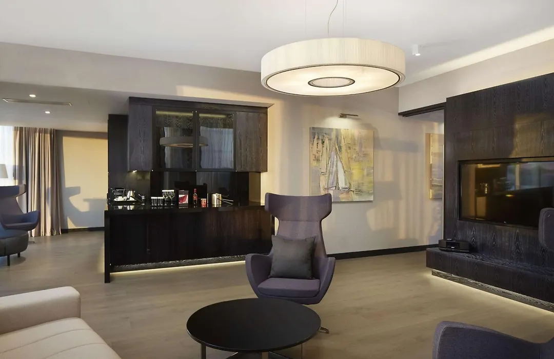 Hilton Tallinn Park-1